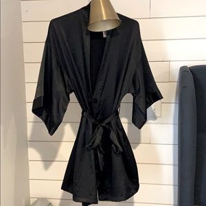 NWT Victoria Secret Kimono silk robe